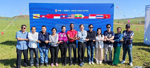 23内蒙古•亚太音乐节”圆满收官!新葡京“燃情盛夏放歌草原”—“20(图8) 23内蒙古•亚太音乐节”圆满收官!新葡京“燃情盛夏放歌草原”—“20(图8)